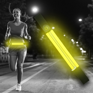 Ultra Yellow LED Reflective Running Belt For Women and Men USB Rechargeable Phone Holders Waist Bag Waterproof Pouch Fanny Pack High Visilibilty for Cycling