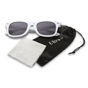 Ultra White Childrens Sunglasses Classic Kids Glasses UV400 UVA UVB Protection Girls Boys Retro Fashion Shades Unisex Suitable for Ages 3 to 10yrs
