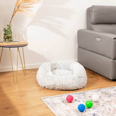 Ultra Grey Plush Donut Dog Bed Round Medium Calming Anti Anxiety Relief Dog Bed Washable with Anti Slip Bottom Suitable for Adults or Puppy Dogs Fluffy Comfy Doughnut Bed Pet Beds for Dogs or Cats