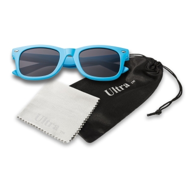 Ultra Light Blue Childrens Sunglasses Classic Kids Glasses UV400 UVA UVB Protection Girls Boys Retro Fashion Shades Unisex Suitable for Ages 3 to 10 Years